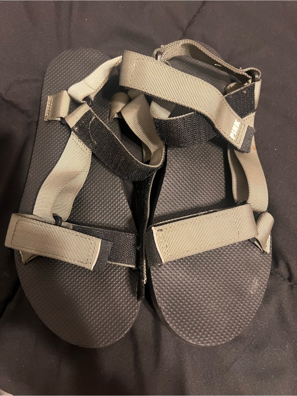 PINK Victoria's Secret Black and Gray Kids Strappy Sandals